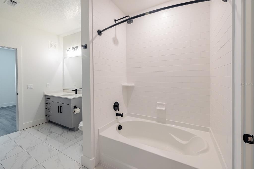 1420 Lakefront Drive - Photo 25