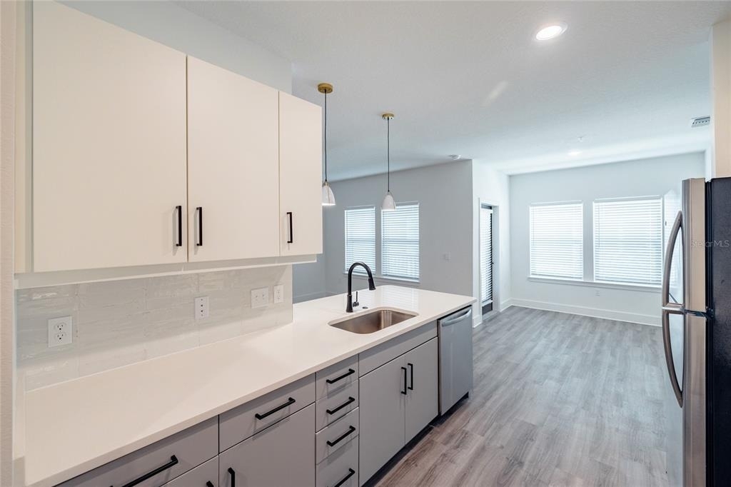 1420 Lakefront Drive - Photo 3