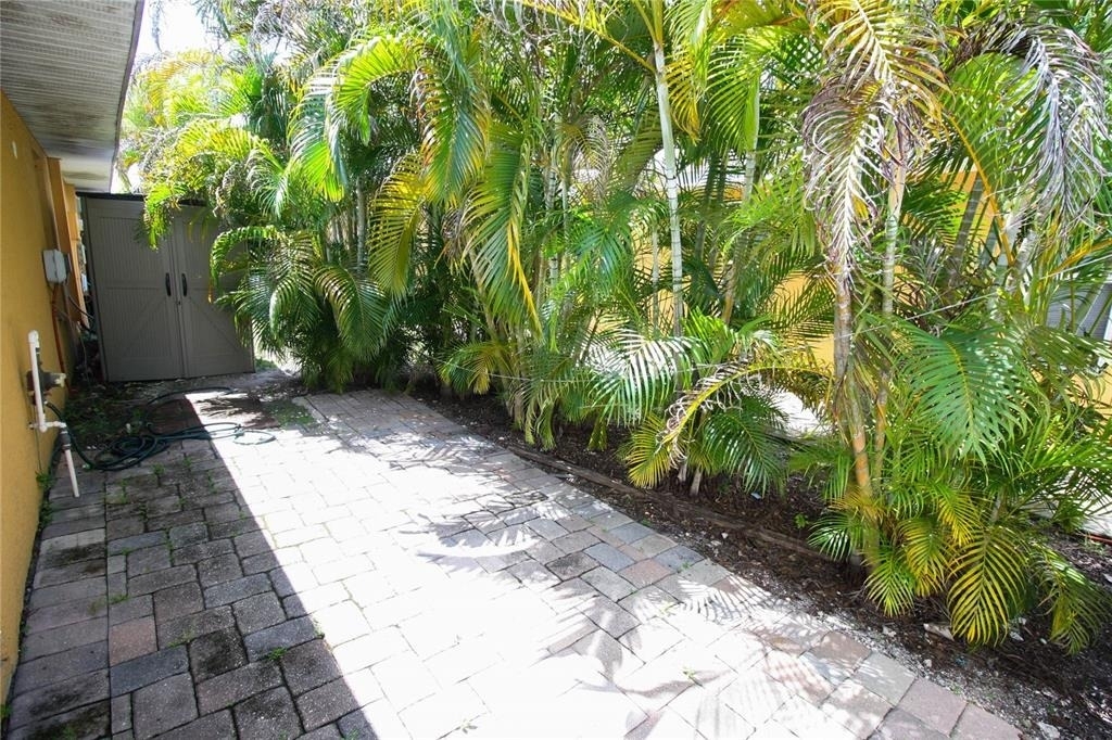 5454 Kensington Street - Photo 15