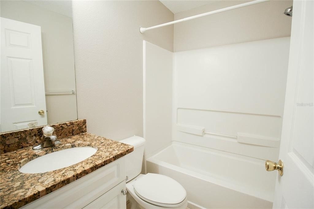 5454 Kensington Street - Photo 12