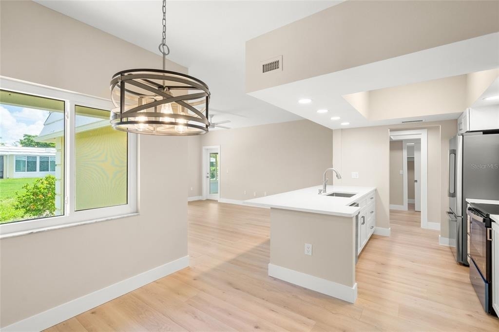 5823 Tidewood Avenue - Photo 10