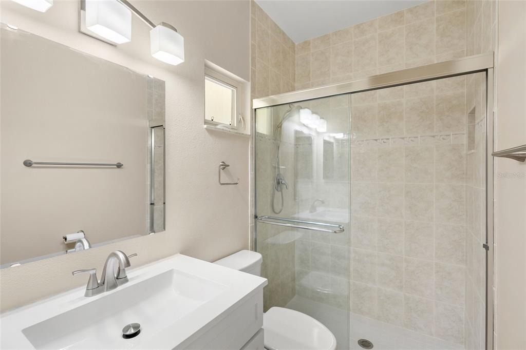 5823 Tidewood Avenue - Photo 18