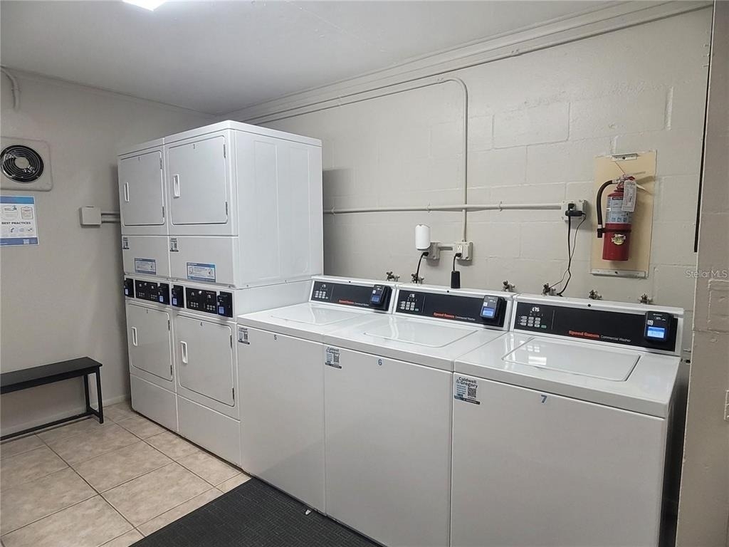 3360 S Osprey Avenue - Photo 15