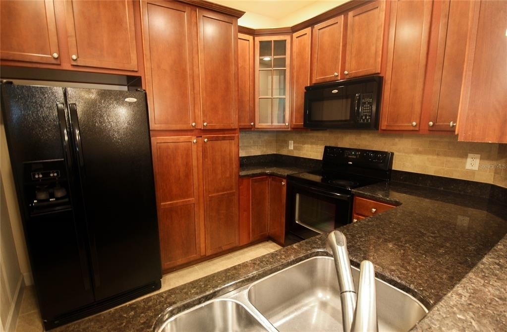 7936 Limestone Lane - Photo 3
