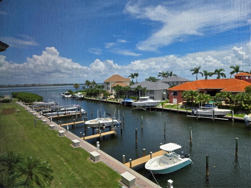 3905 Mariners Walk - Photo 7