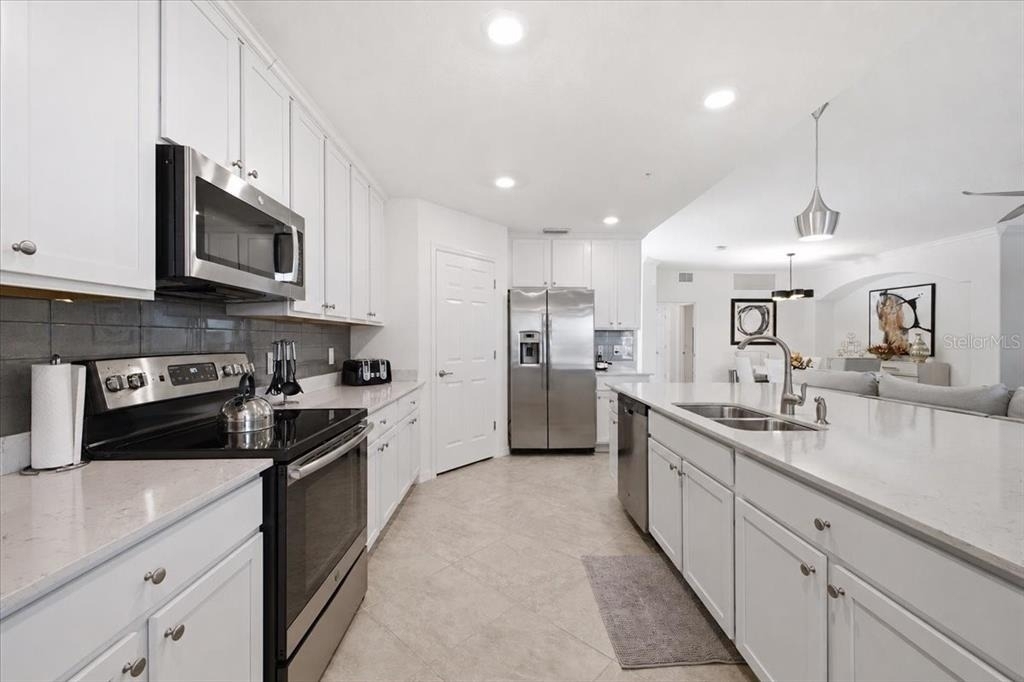 10792 Tarflower Drive - Photo 5
