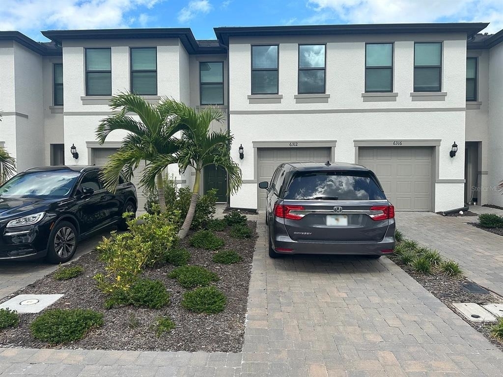 6312 Silverstar Drive - Photo 0