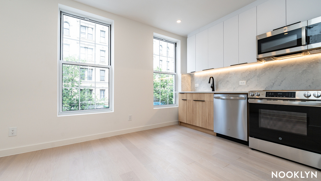 159 Havemeyer St - Photo 8
