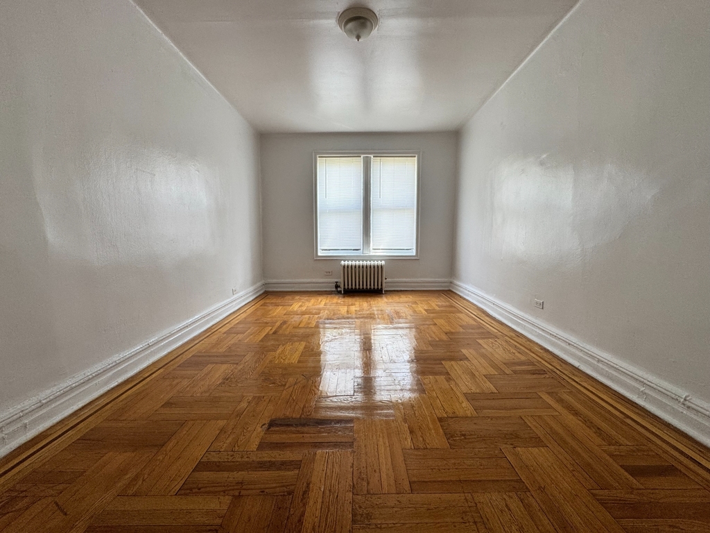 3217 Hull Avenue - Photo 12
