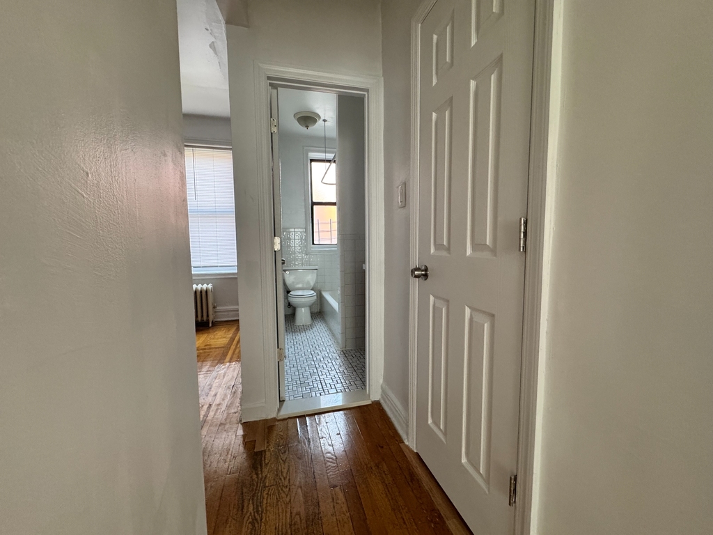 3217 Hull Avenue - Photo 14