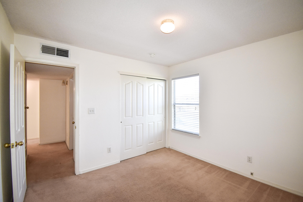 12161 Sun Bridge Place - Photo 24