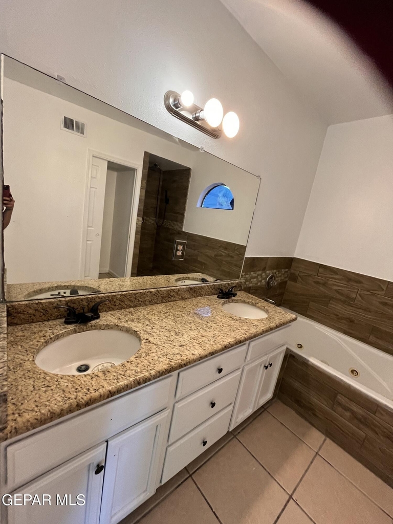 6105 Pecan Park Place - Photo 26