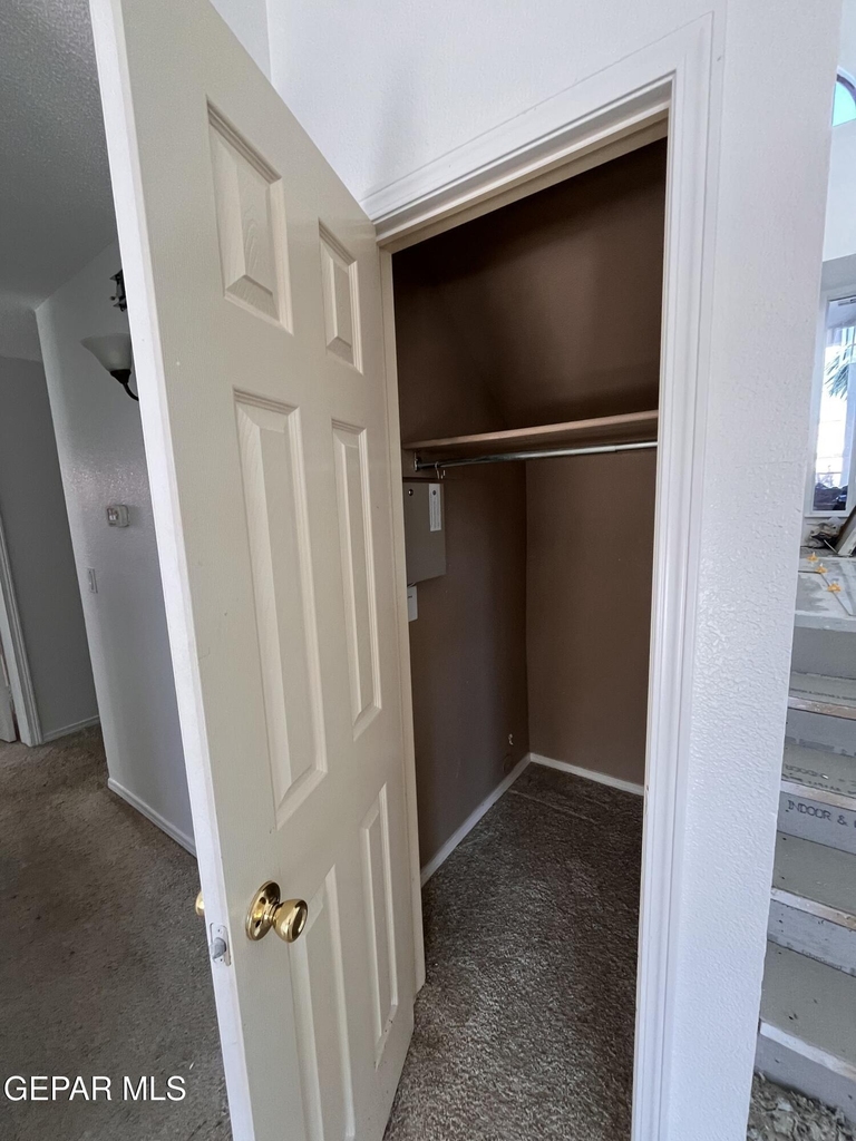 6105 Pecan Park Place - Photo 9