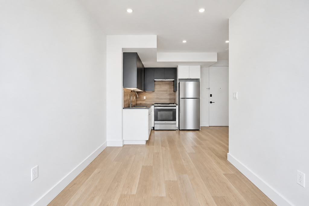 1629 Brooklyn Avenue - Photo 3