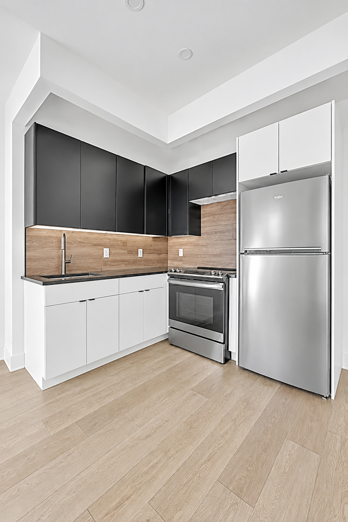 1629 Brooklyn Avenue - Photo 5
