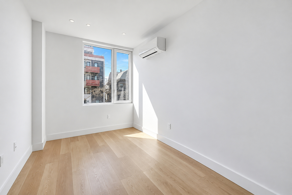 1629 Brooklyn Avenue - Photo 0