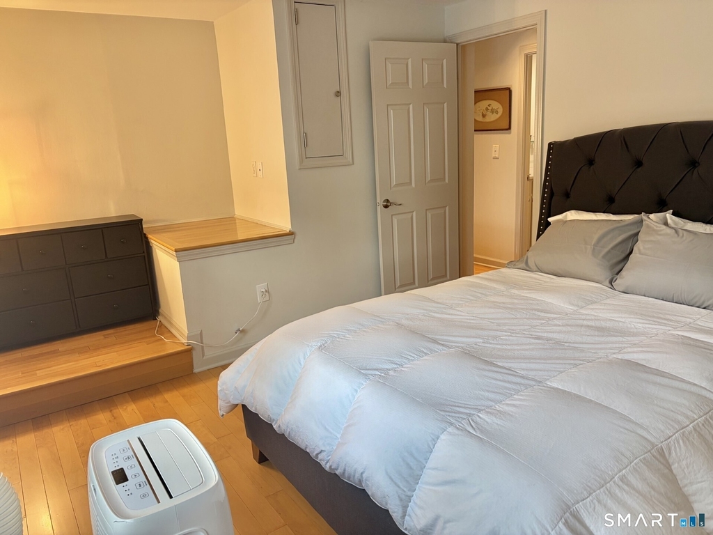 245 Sunnyridge Avenue - Photo 11