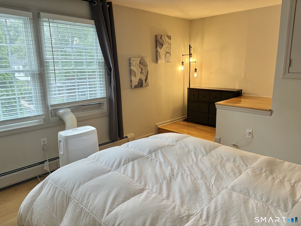 245 Sunnyridge Avenue - Photo 10