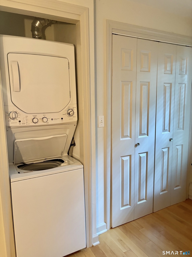 245 Sunnyridge Avenue - Photo 16
