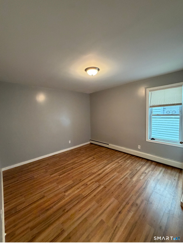 589 Winchester Avenue - Photo 6