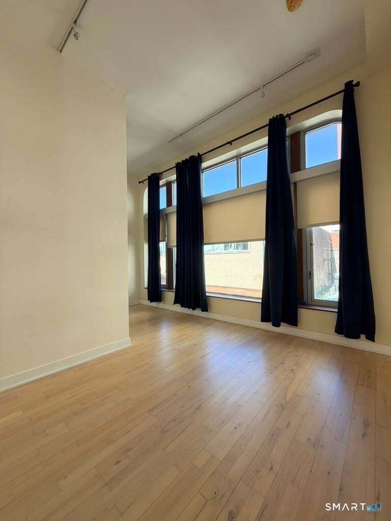 804 Chapel Street - Photo 0