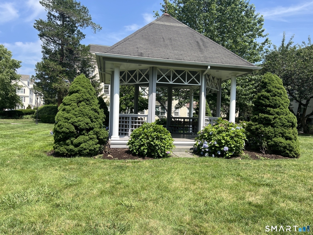 132 Summer Street - Photo 17
