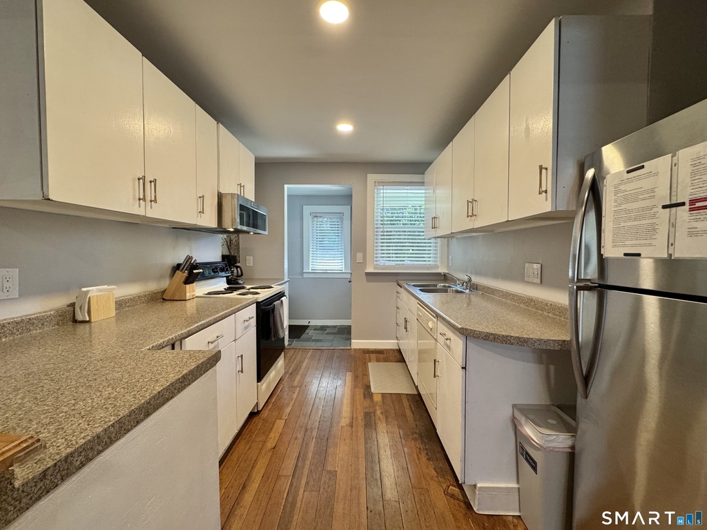 69 Morse Avenue - Photo 10