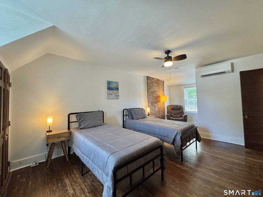 69 Morse Avenue - Photo 22