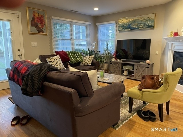 750 Quinnipiac Avenue - Photo 2