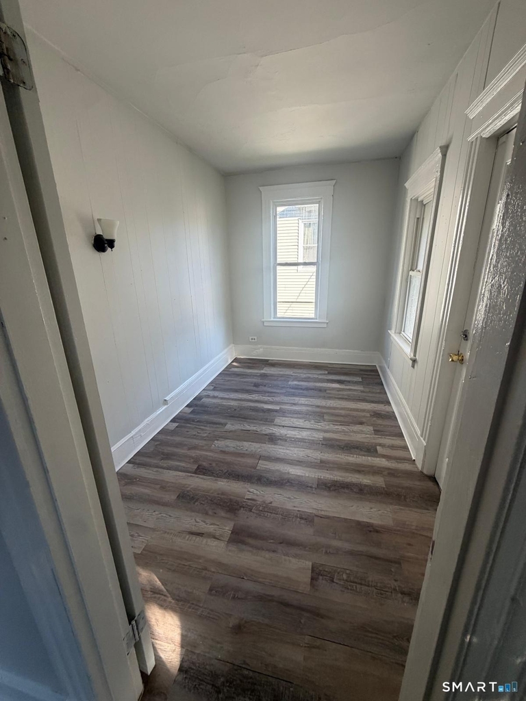 183 Chestnut Avenue - Photo 8