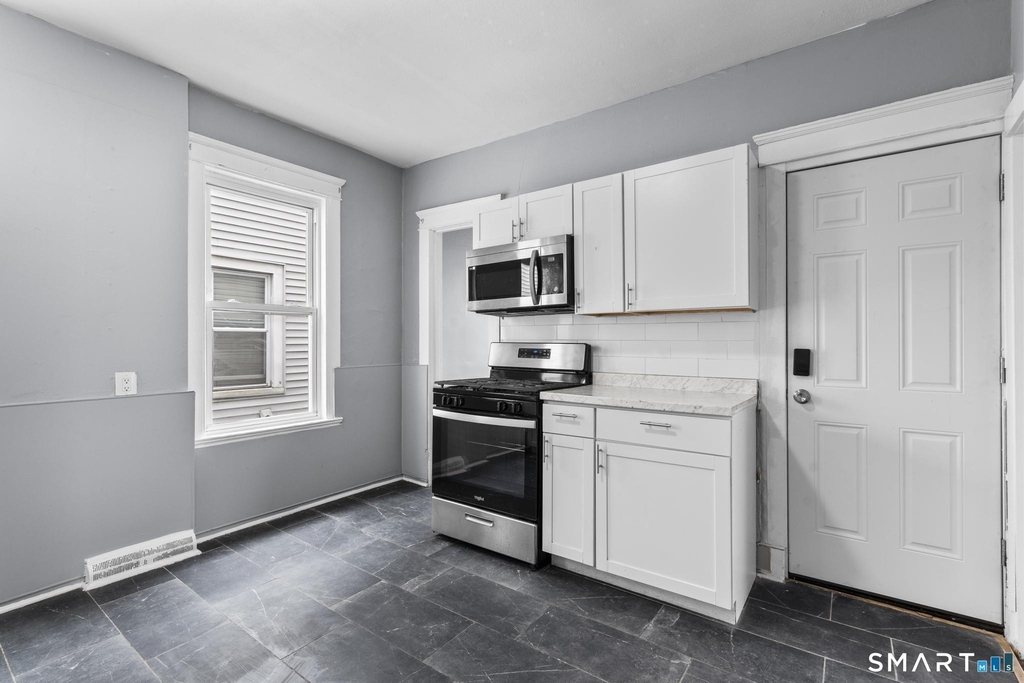 78 Shelton Avenue - Photo 2