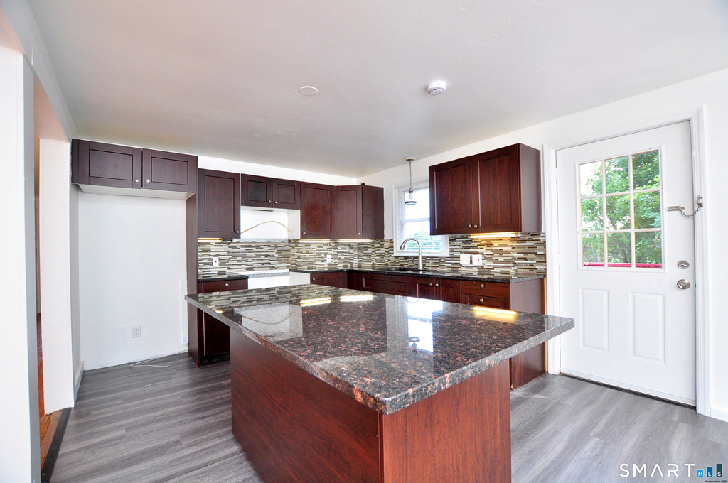 13 Pleasant View Avenue - Photo 12