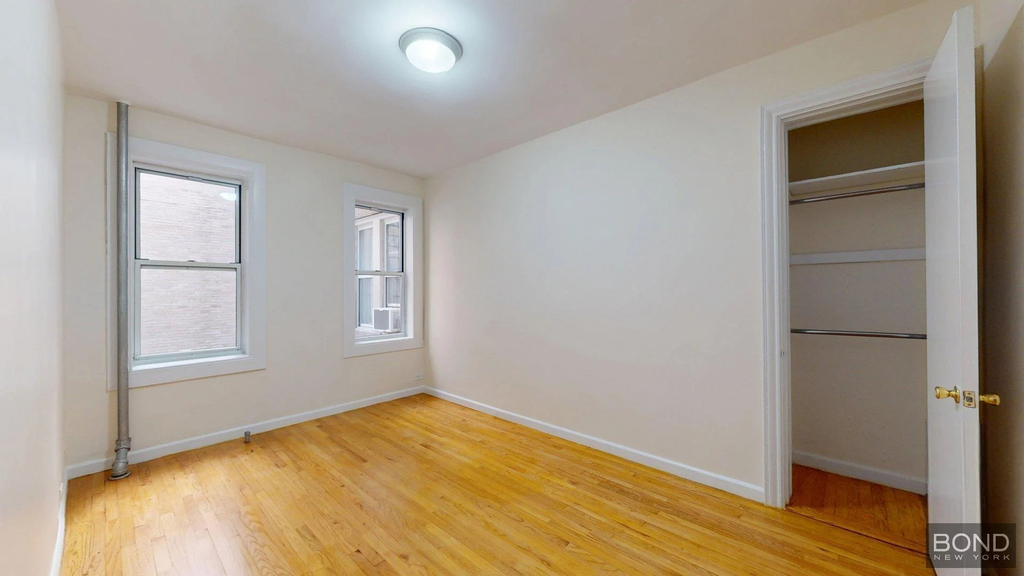 117 West 13th Street - Photo 1