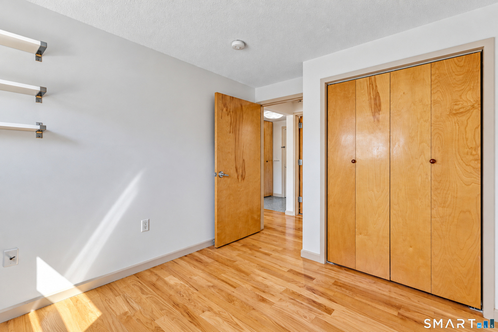 184 Pequot Avenue - Photo 12