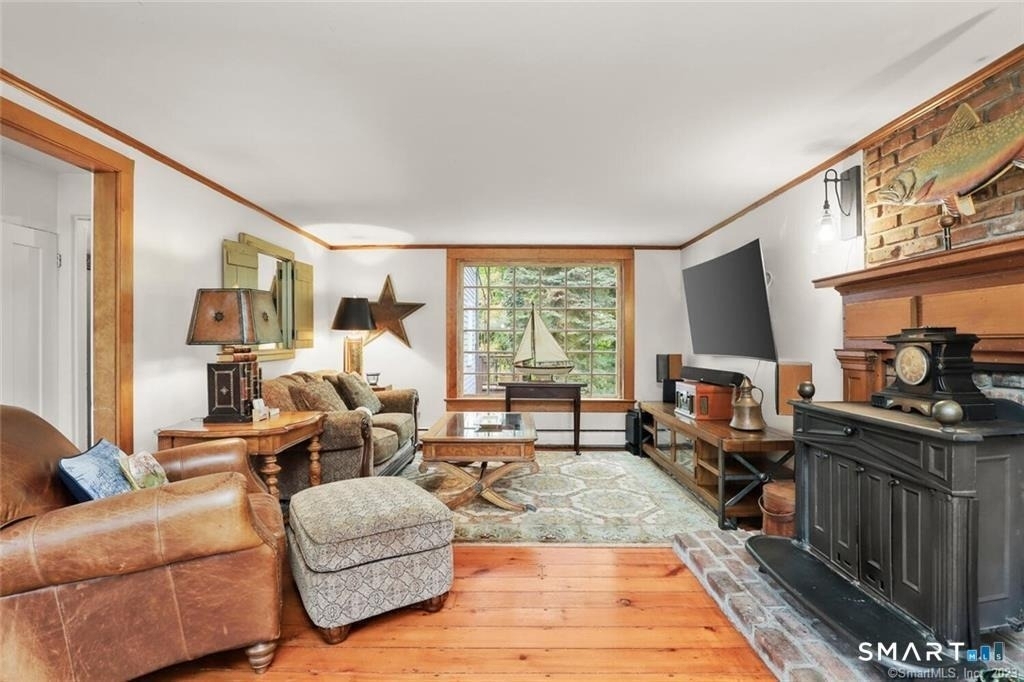 47 Hollow Tree Ridge Road - Photo 0