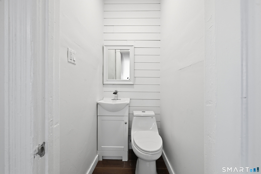 394 Gregory Street - Photo 6