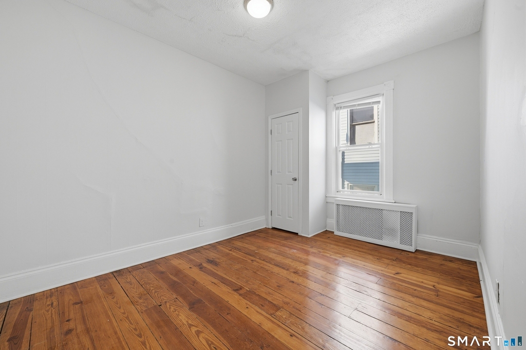 394 Gregory Street - Photo 9