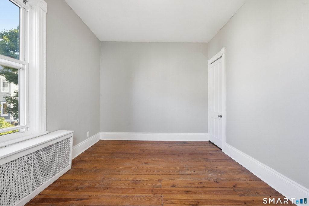 394 Gregory Street - Photo 3