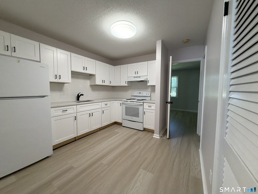 310 Booth Street - Photo 6