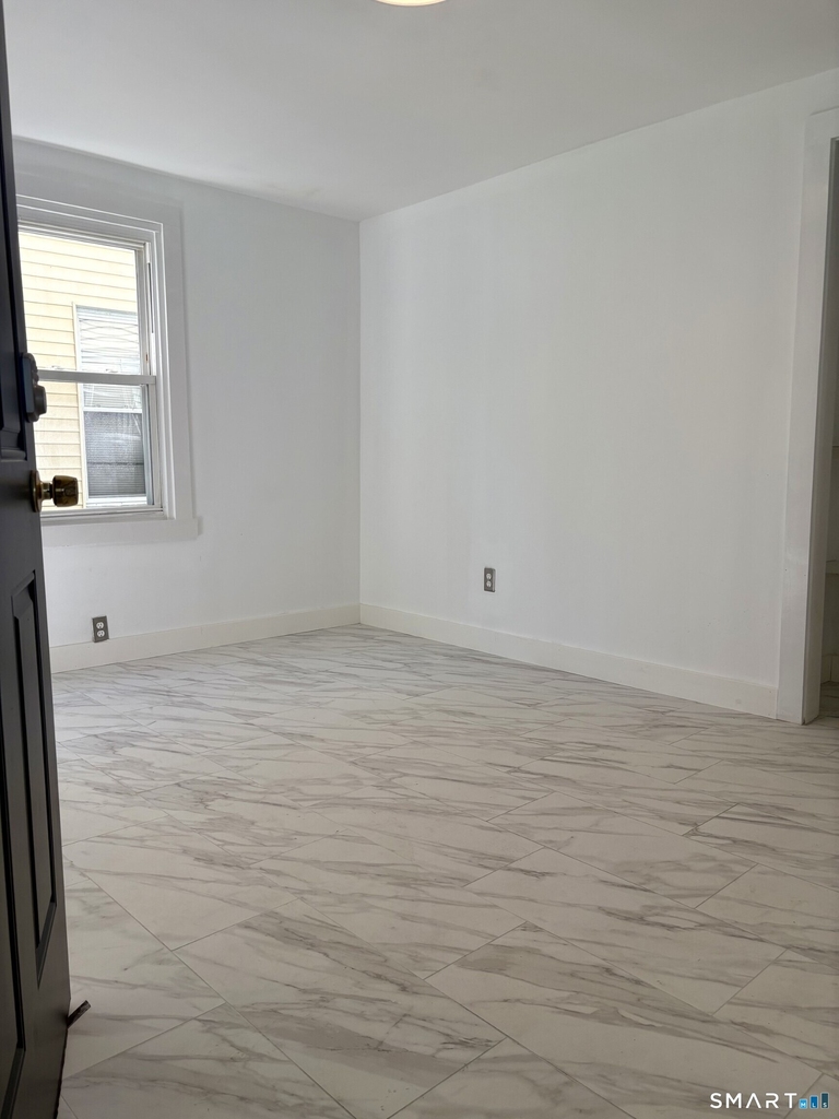 331 Munson Street - Photo 14