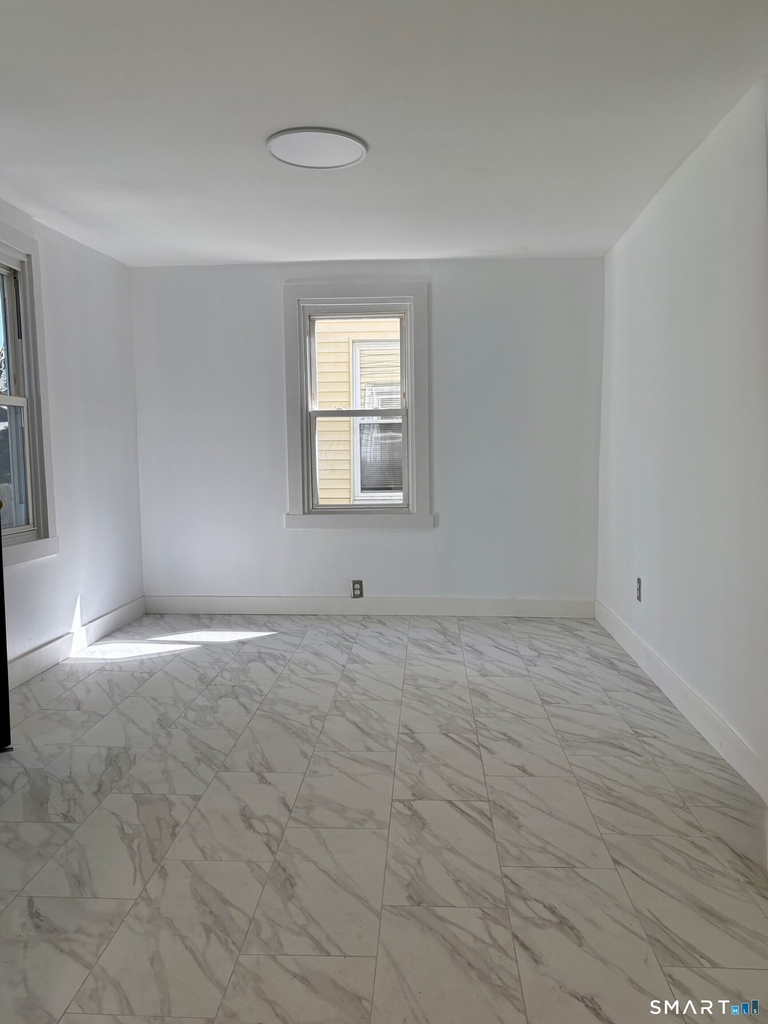 331 Munson Street - Photo 13