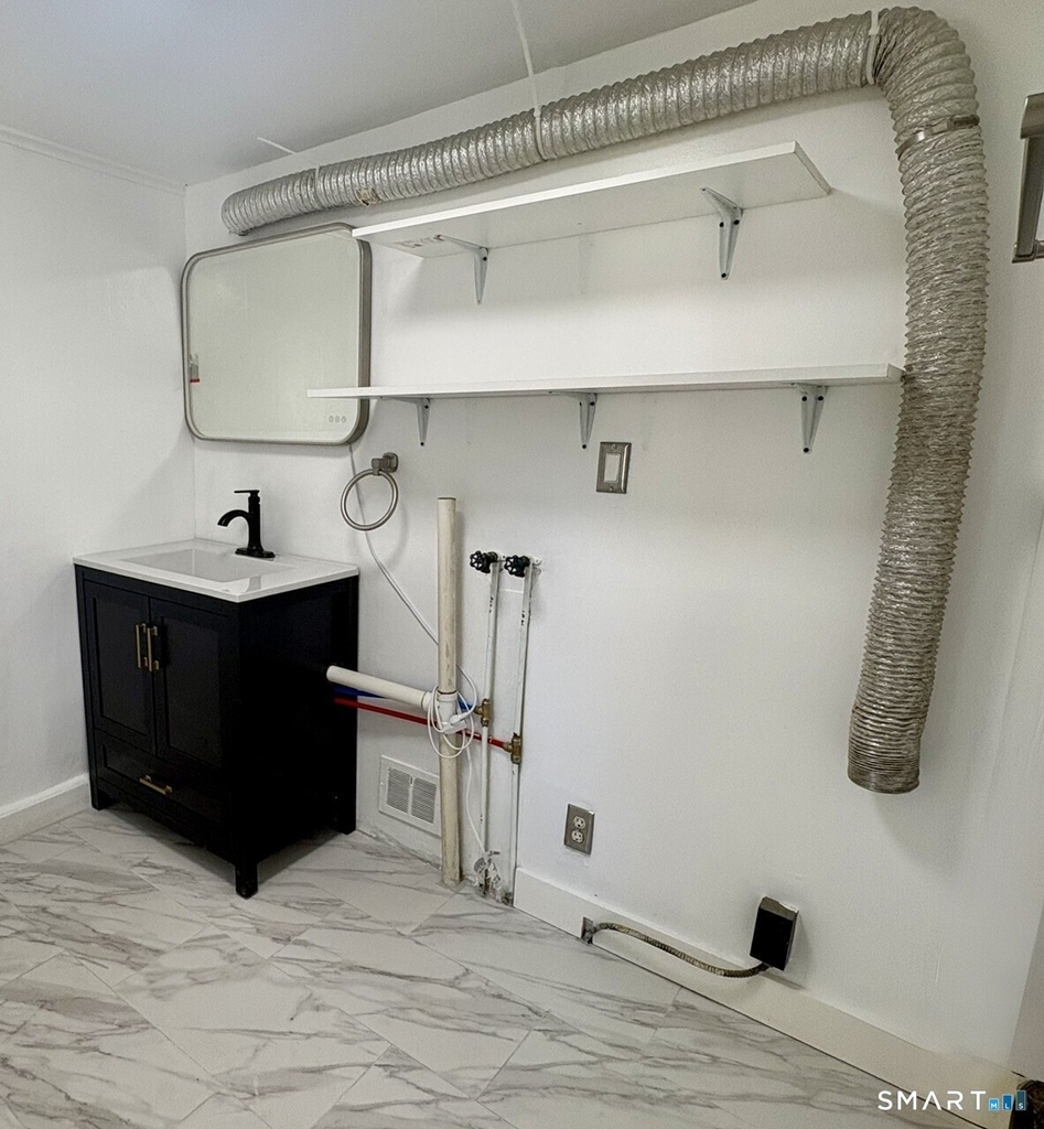 331 Munson Street - Photo 3