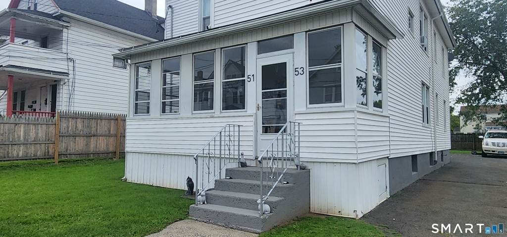 51-53 Bodwell Street - Photo 1