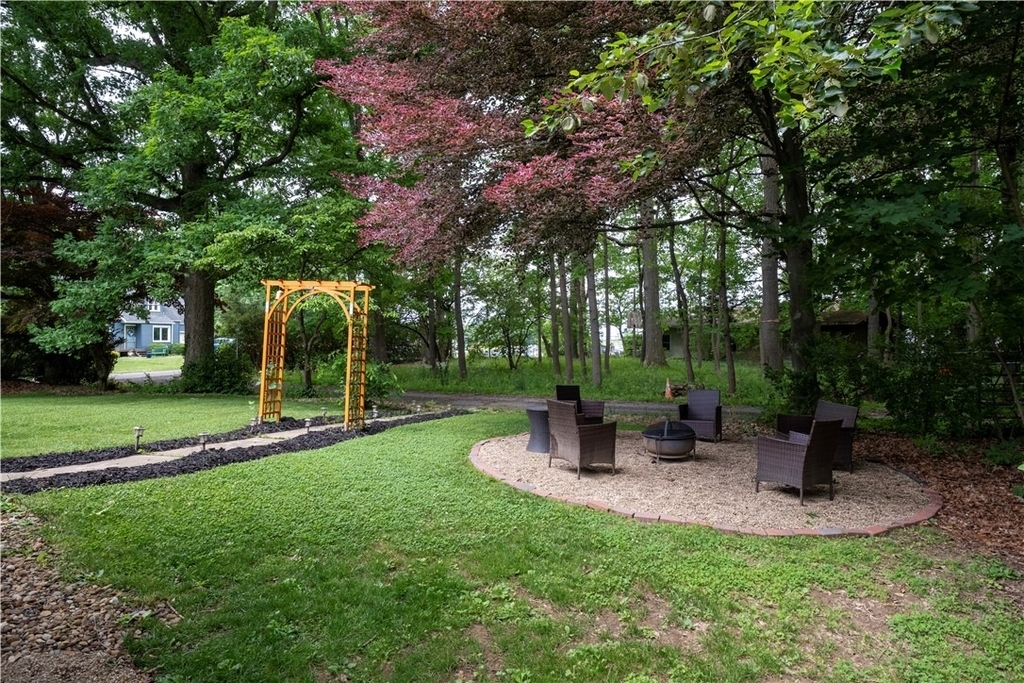 109 Oak Ridge Drive - Photo 9