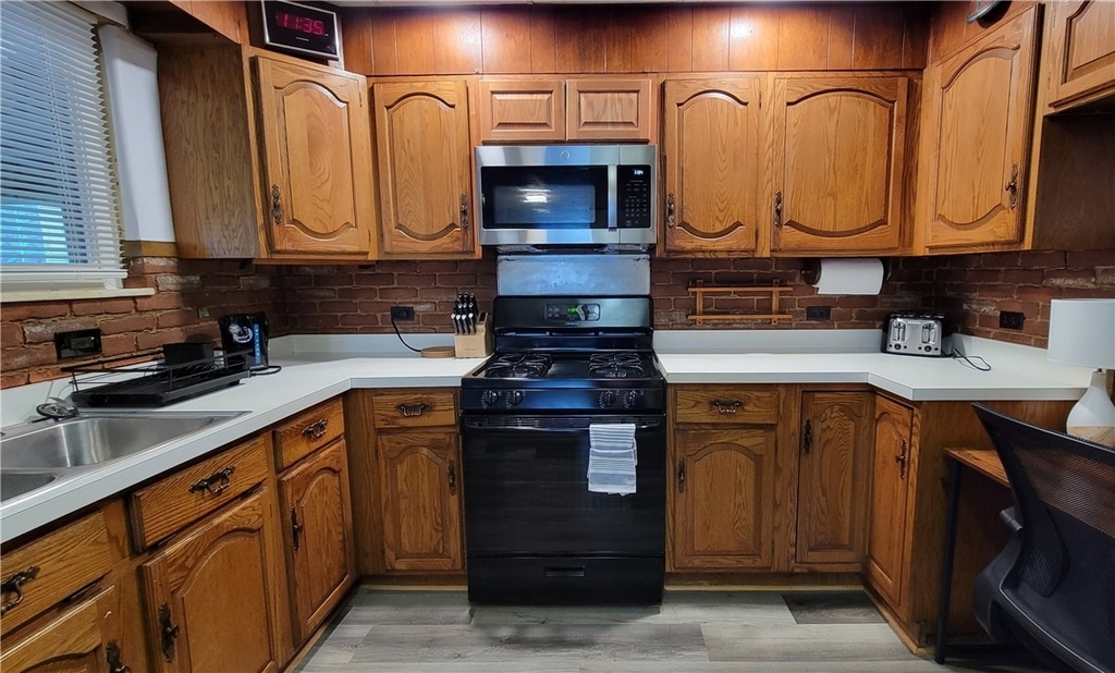4927 Butler St - Photo 9