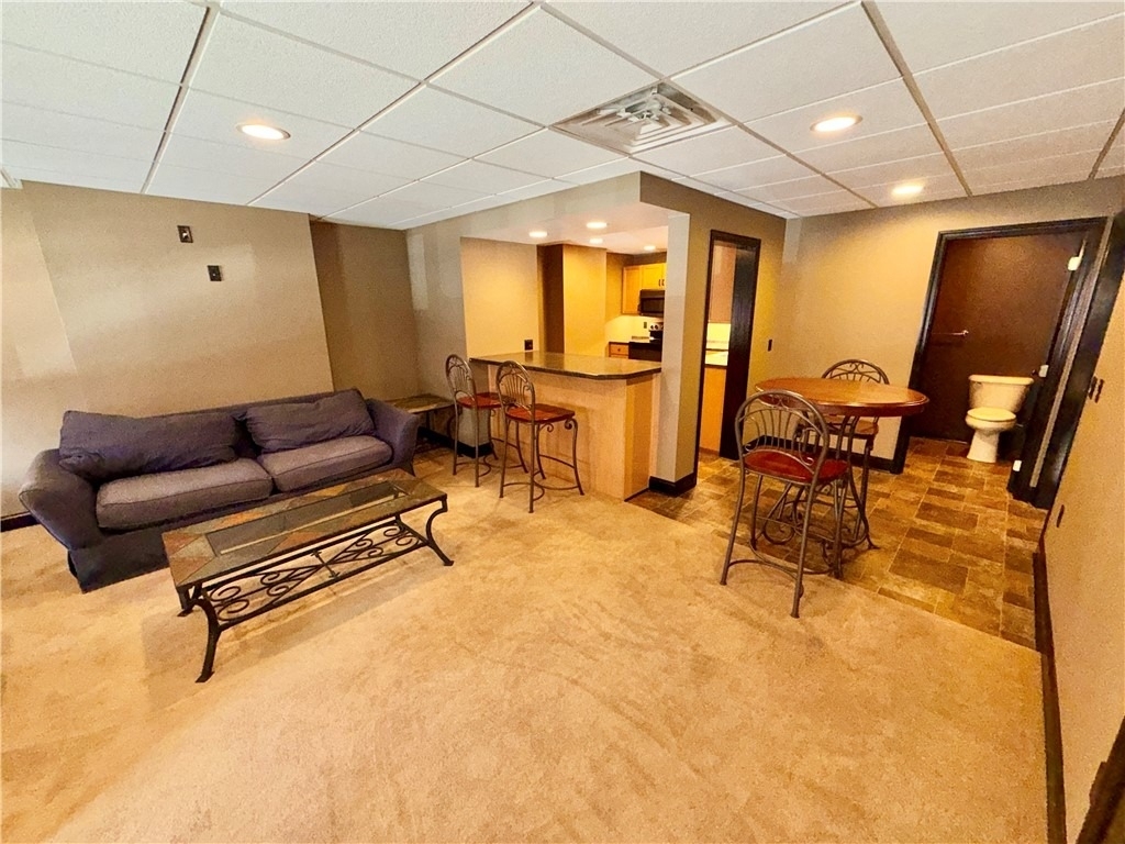 5 1/2 Gallatin Ave - Photo 6