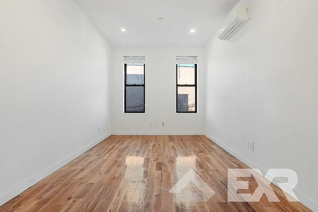 453 Irving Avenue - Photo 6