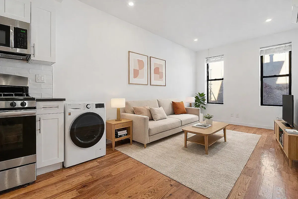 453 Irving Avenue - Photo 0