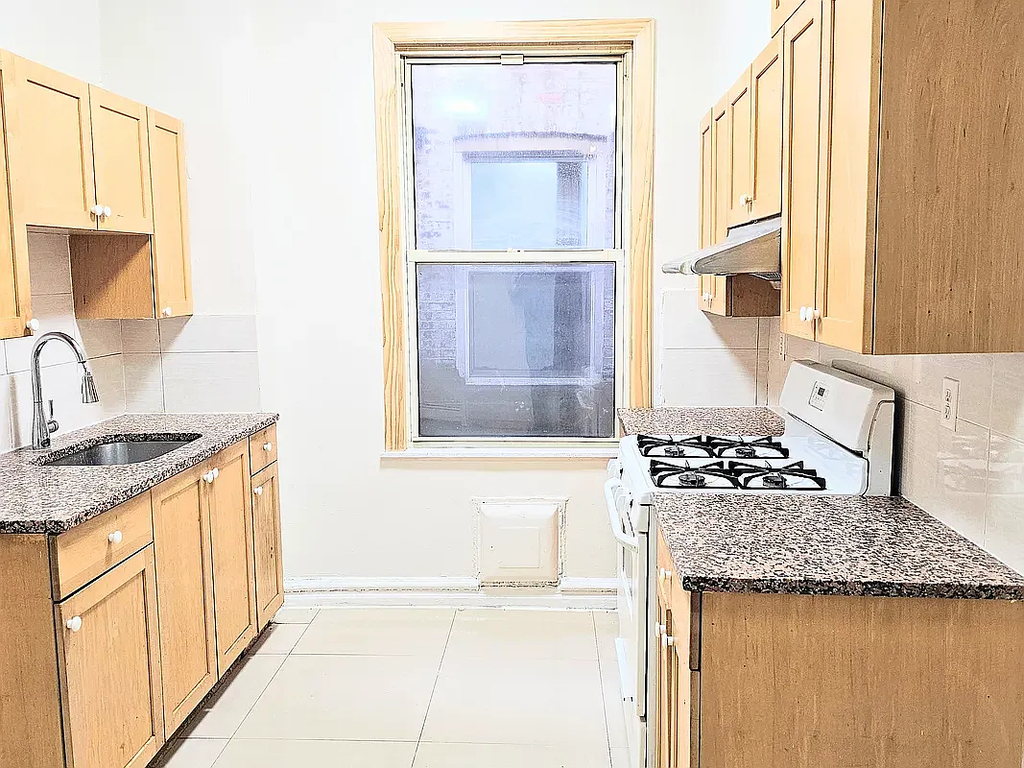 6711 5th Avenue - Photo 1