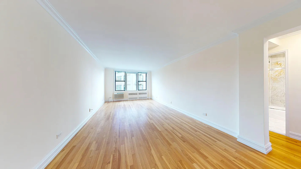 West 13th Street - Photo 1